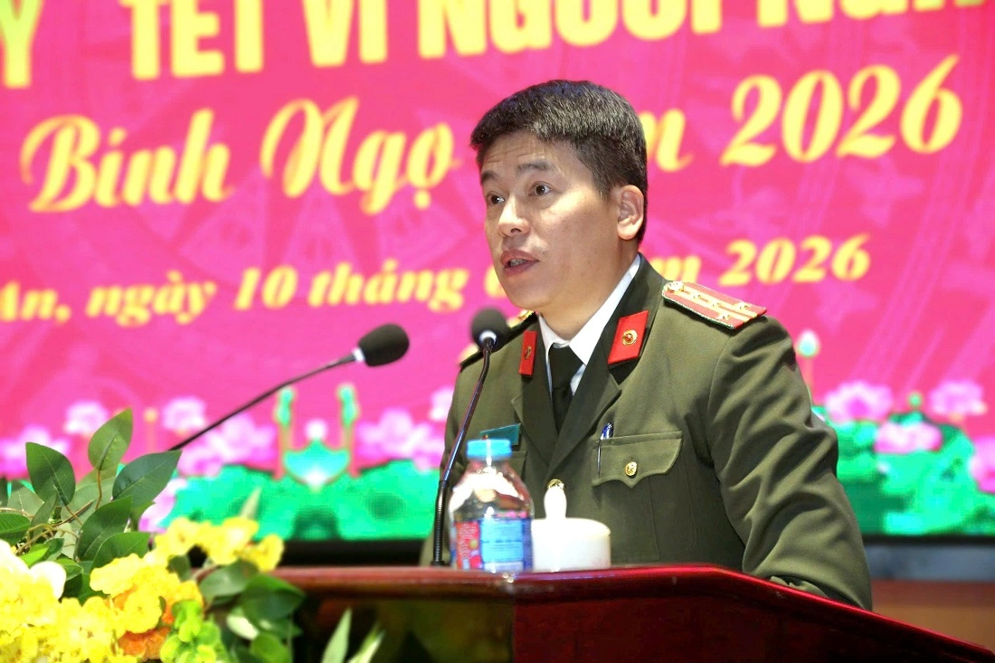 Đồng chí Đại tá Trần Hồng Quang, Phó Bí thư Đảng ủy, Phó Giám đốc Công an tỉnh phát động chung tay “Tết vì người nghèo – Xuân Bính Ngọ năm 2026”