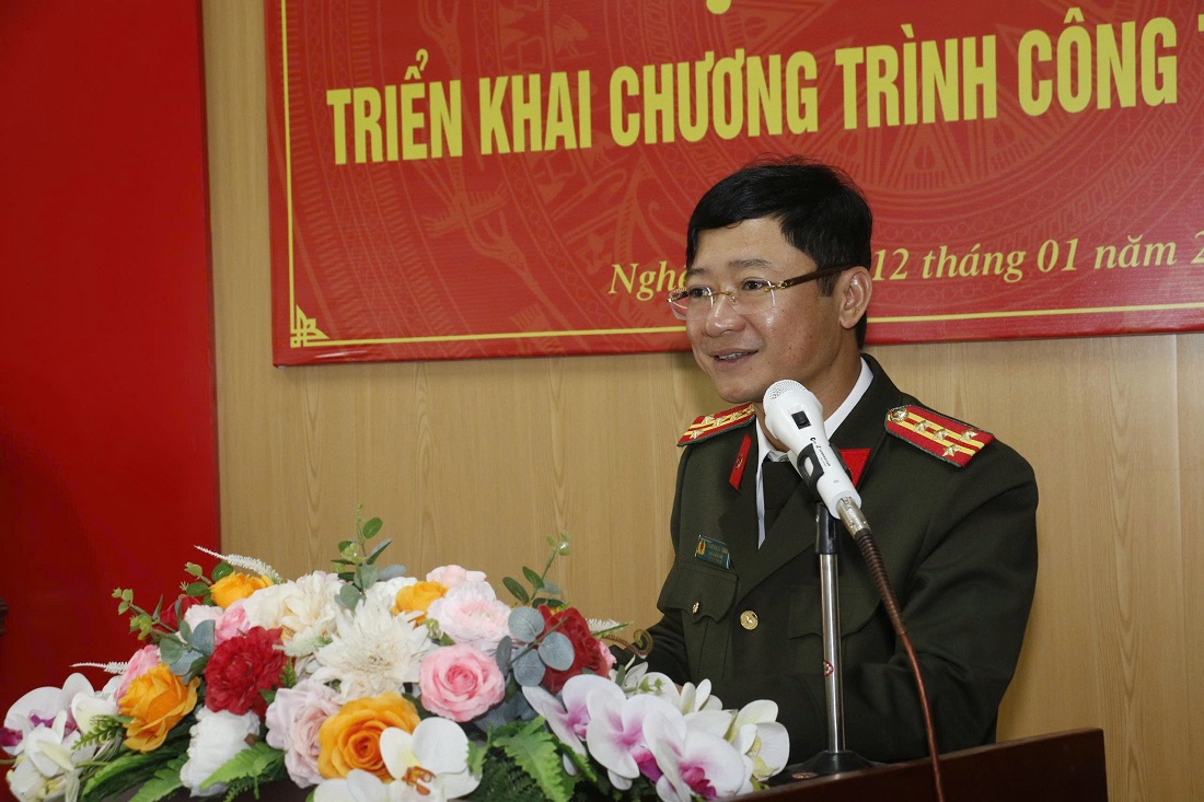 Đồng chí Đại tá Trần Ngọc Tuấn, Phó Giám đốc Công an tỉnh phát biểu chỉ đạo tại Hội nghị