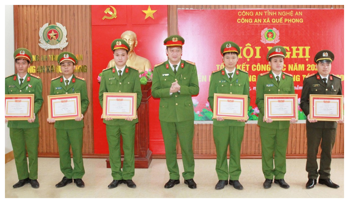Công an xã Quế Phong triển khai chương trình công tác công an năm 2026