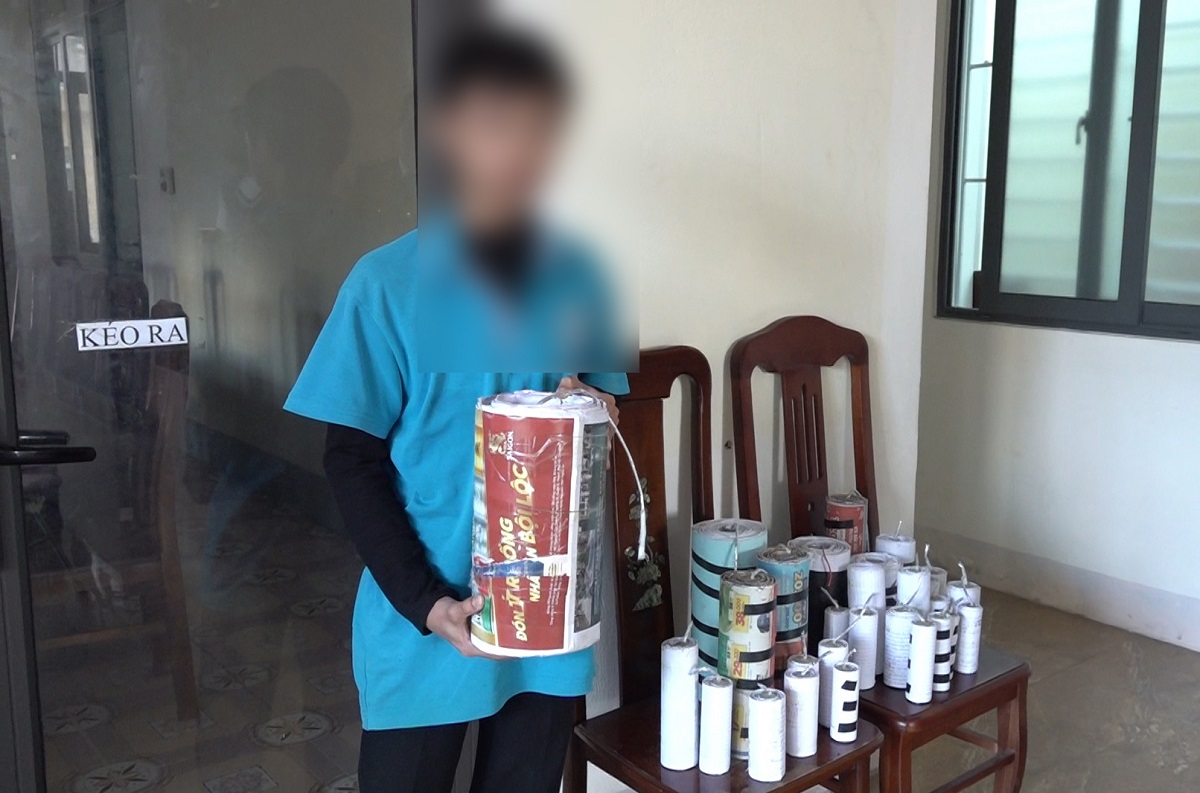 Cần tăng cường quản lý, giáo dục con em trong gia đình về tác hại của pháo nổ