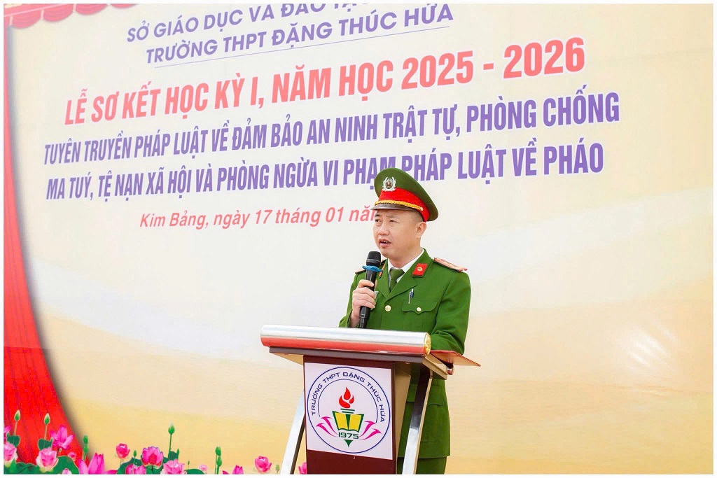 Công an xã Kim Bảng tuyên truyền, phổ biến pháp luật về trật tự, an toàn giao thông trong lứa tuổi học sinh