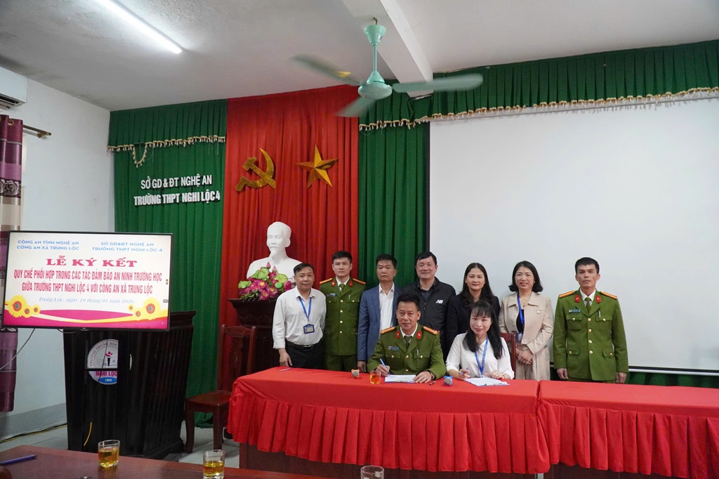 Công an xã Trung Lộc ký kết quy chế phối hợp trong bảo đảm an ninh, an toàn trường học