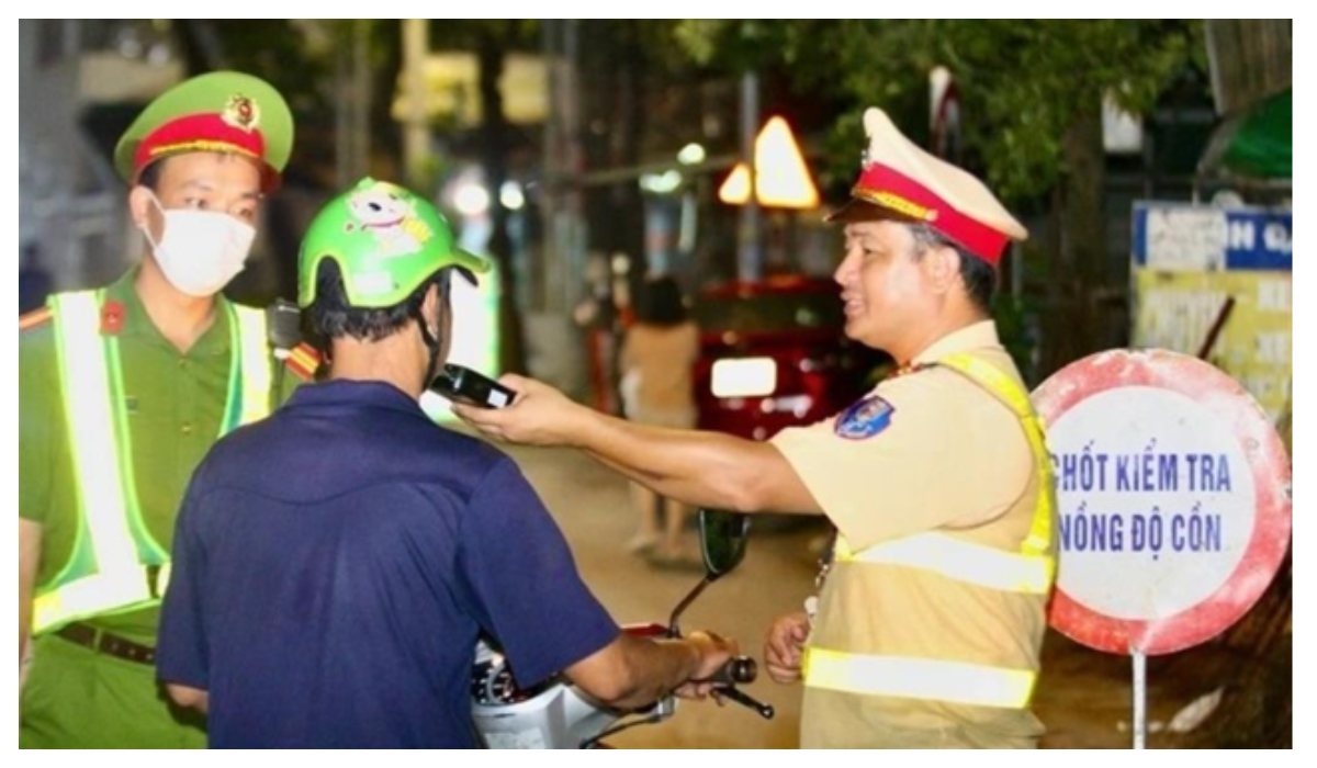 Các mức xử phạt vi phạm nồng độ cồn đối với người điều khiển phương tiện giao thông