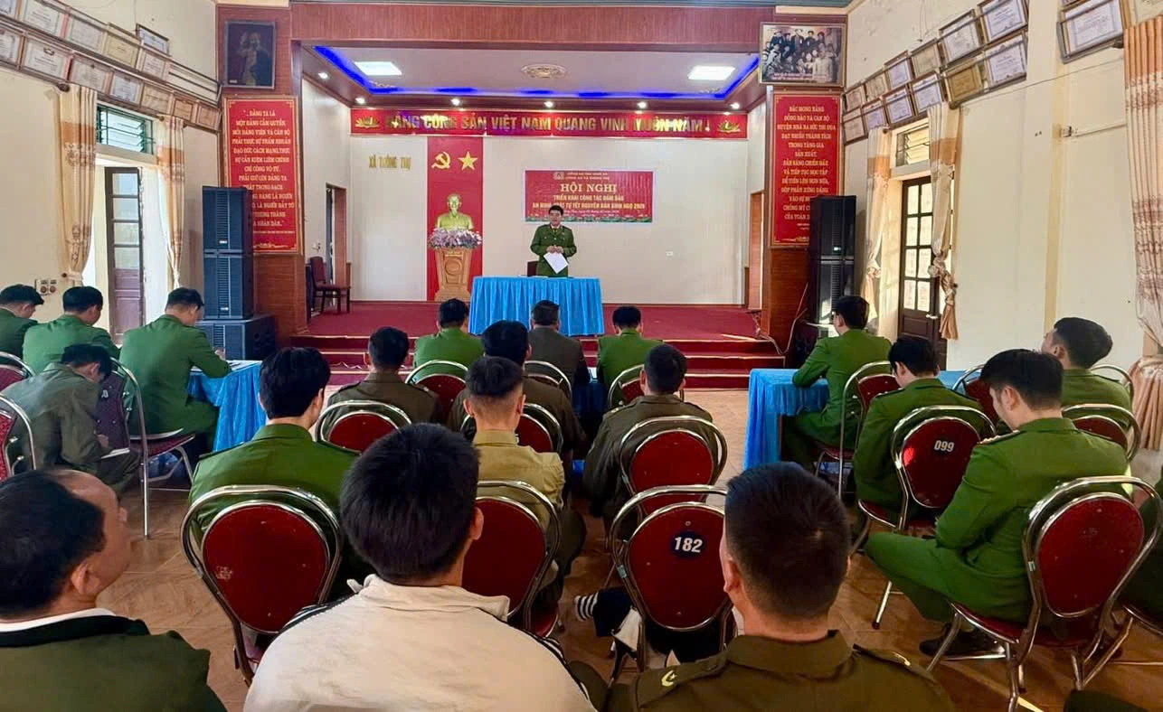 Công an xã Thông Thụ bảo đảm an ninh trật tự dịp Tết Nguyên đán