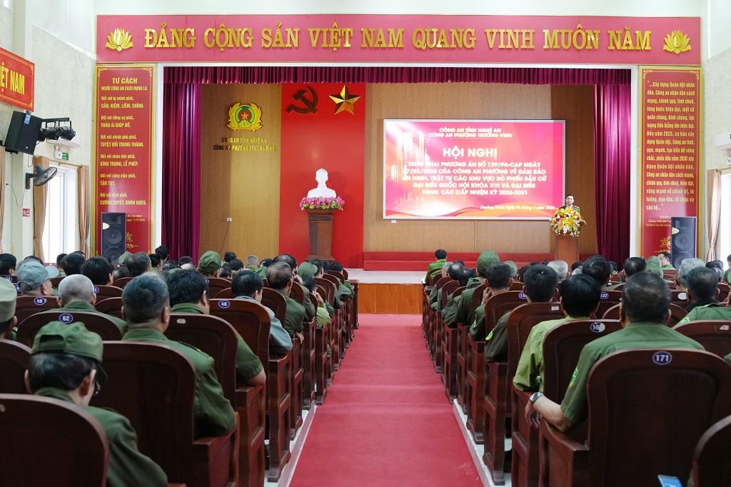 Công an phường Trường Vinh tổ chức Hội nghị triển khai phương án bảo đảm an ninh, trật tự khu vực bỏ phiếu bầu cử