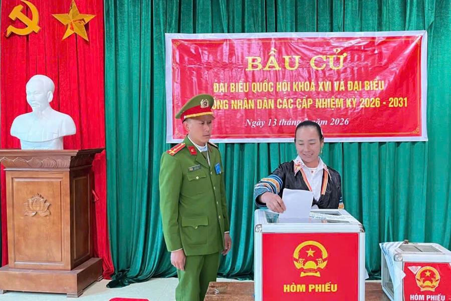 Cử tri thực hiện đầy đủ quyền, nghĩa vụ, trách nhiệm công dân