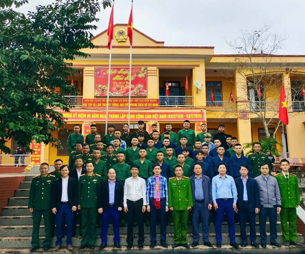 Xã Sơn Lâm tổ chức gặp mặt thanh niên lên đường nhập ngũ năm 2026