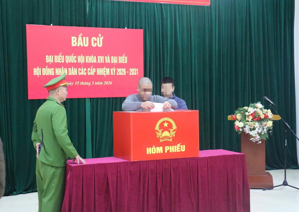 Người bị tạm giữ, tạm giam thực hiện quyền bầu cử
