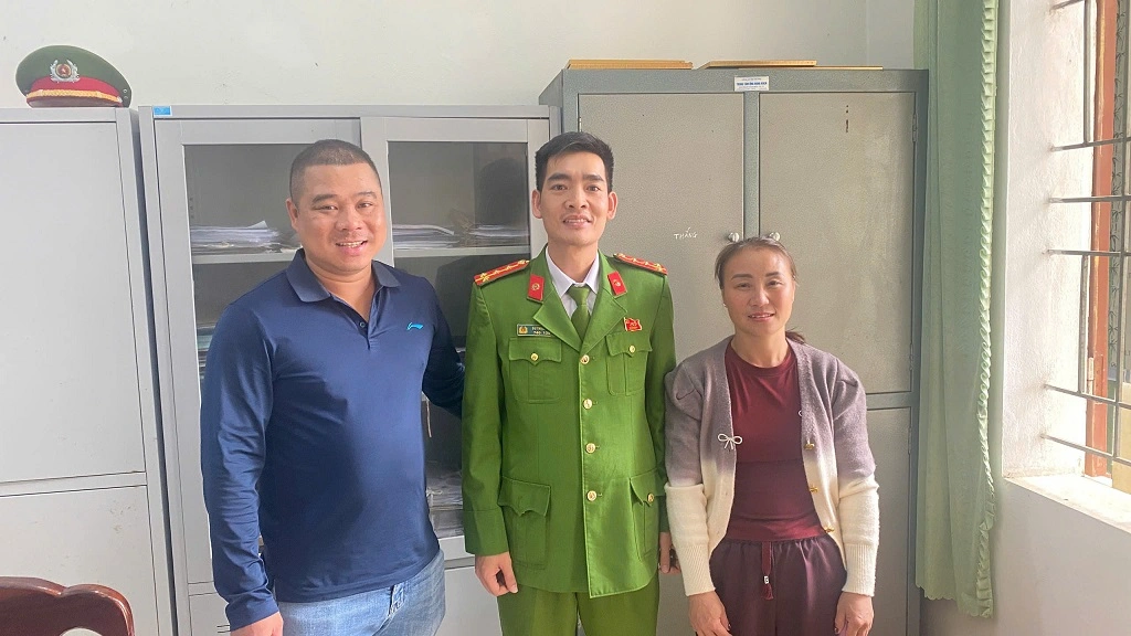 Công an xã nhanh chóng tiến hành xác minh, chủ động liên hệ với người nhận tiền, phối hợp làm rõ sự việc