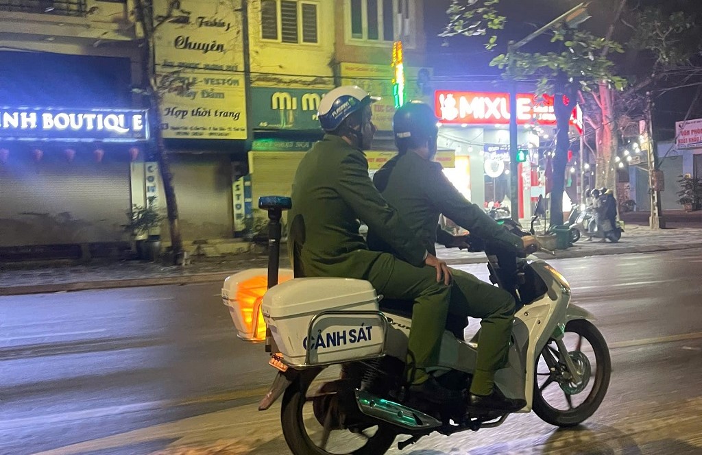 Công an phường Thái Hòa tuần tra, bảo đảm ANTT phục vụ bầu cử