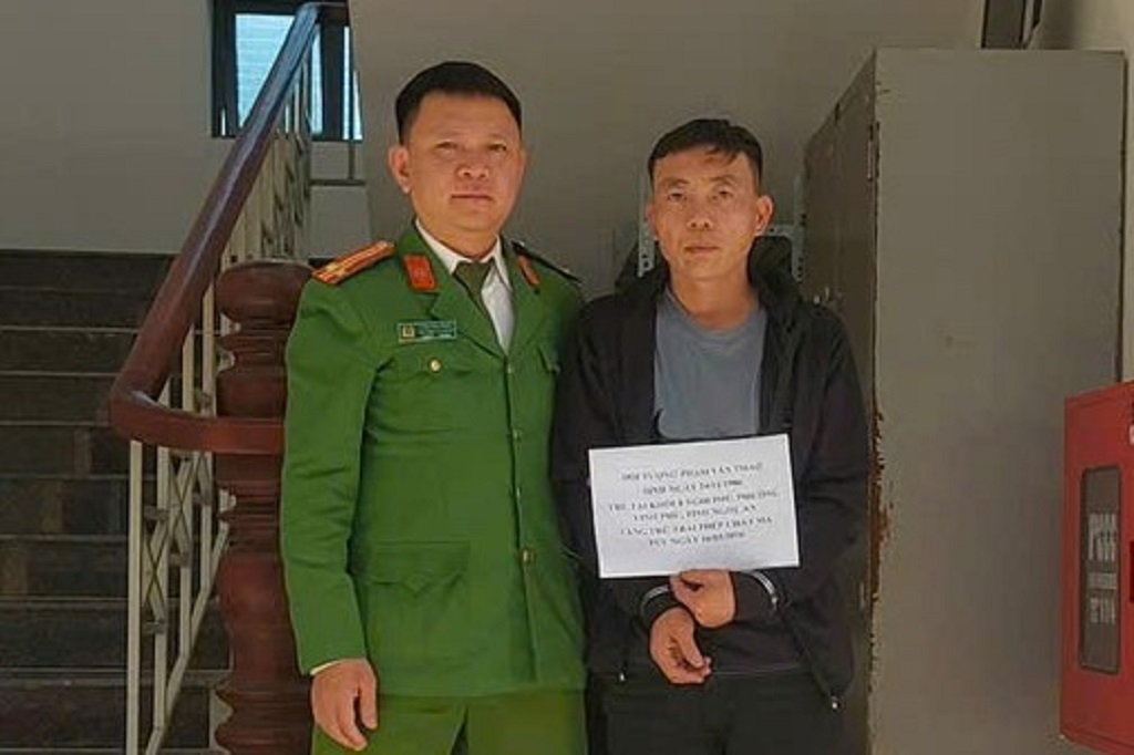 Công an phường Vinh Phú liên tiếp bắt giữ 02 vụ, 02 đối tượng  tàng trữ, mua bán trái phép chất ma túy