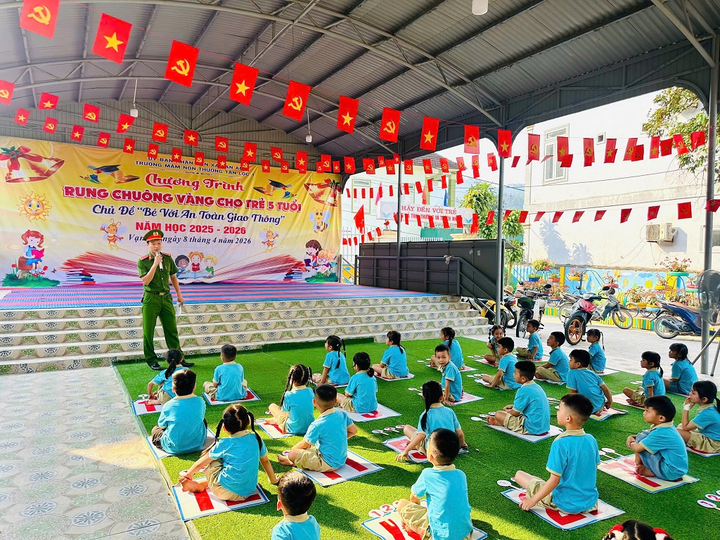 Công an xã Vạn An phối hợp tổ chức cuộc thi 