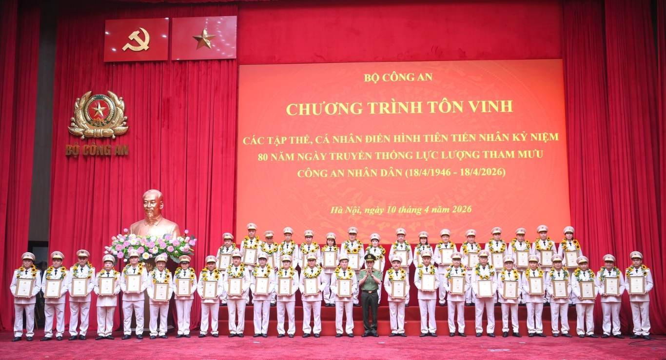 Tôn vinh 80 tập thể, cá nhân xuất sắc trong lực lượng Tham mưu CAND