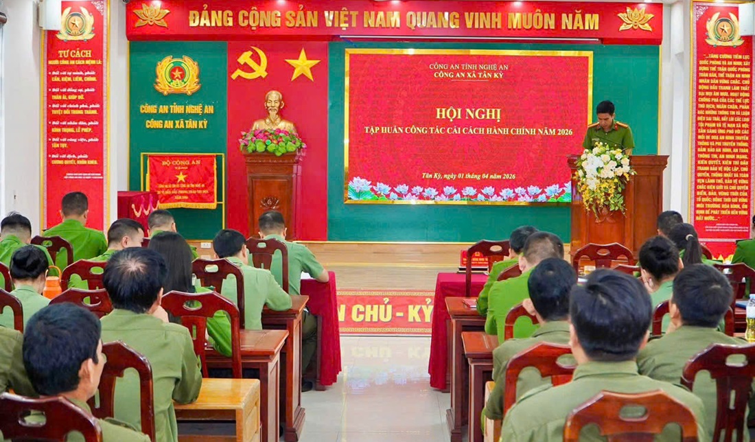 Công an xã Tân Kỳ tập huấn cải cách hành chính năm 2026