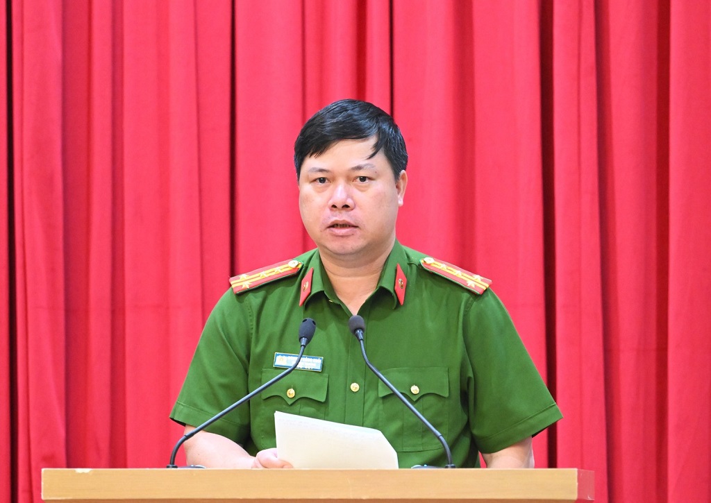 Tại Hội nghị, đại diện lãnh đạo Công an các đơn vị, địa phương và hội viên Hội Cựu CAND đã tham luận làm rõ thêm kết quả đạt được trong thực hiện Quy chế phối hợp thời gian qua; đồng thời đề xuất, kiến nghị các giải pháp nhằm nâng cao hiệu quả phối hợp trong thời gian tiếp theo.
