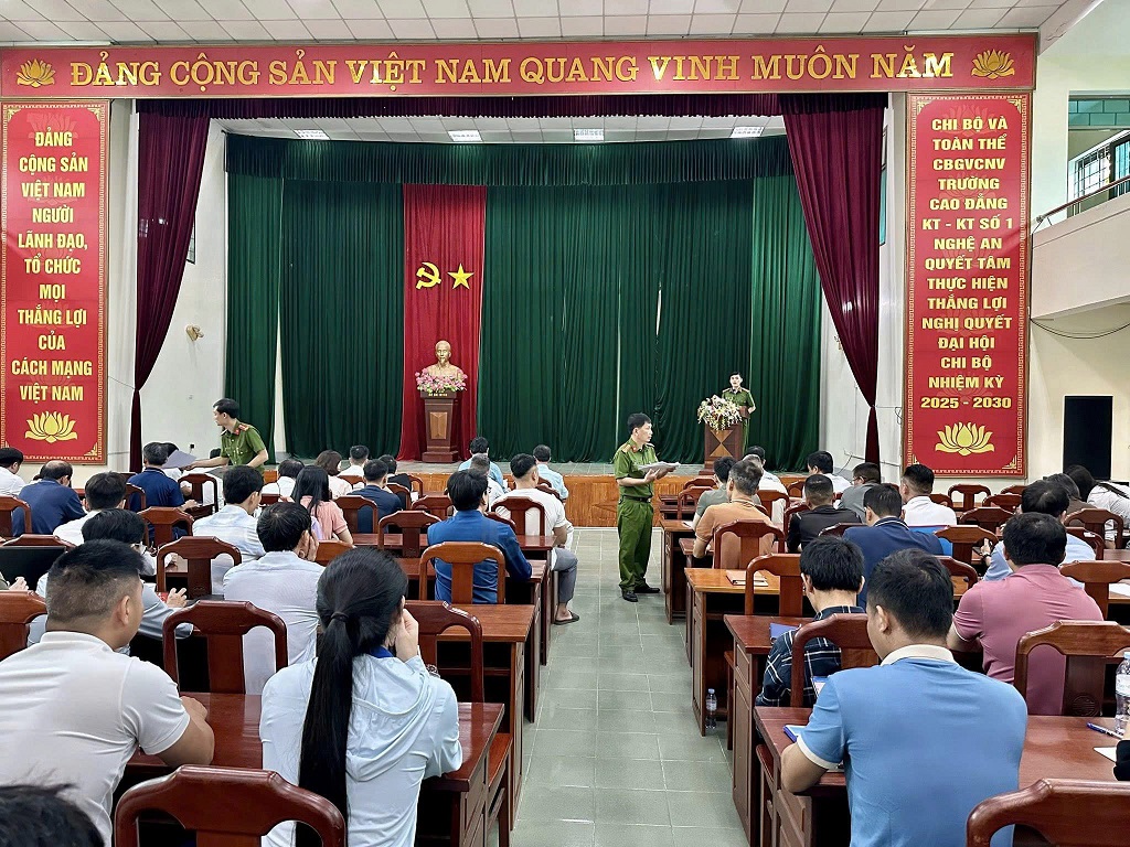 Nâng cao năng lực người đứng đầu cơ sở, siết chặt an toàn mùa nắng nóng