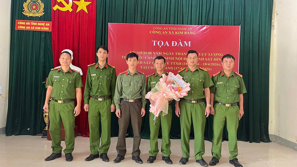 Công an xã Kim Bảng tổ chức tọa đàm chào mừng kỷ niệm 80 năm Ngày thành lập các lực lượng trong CAND