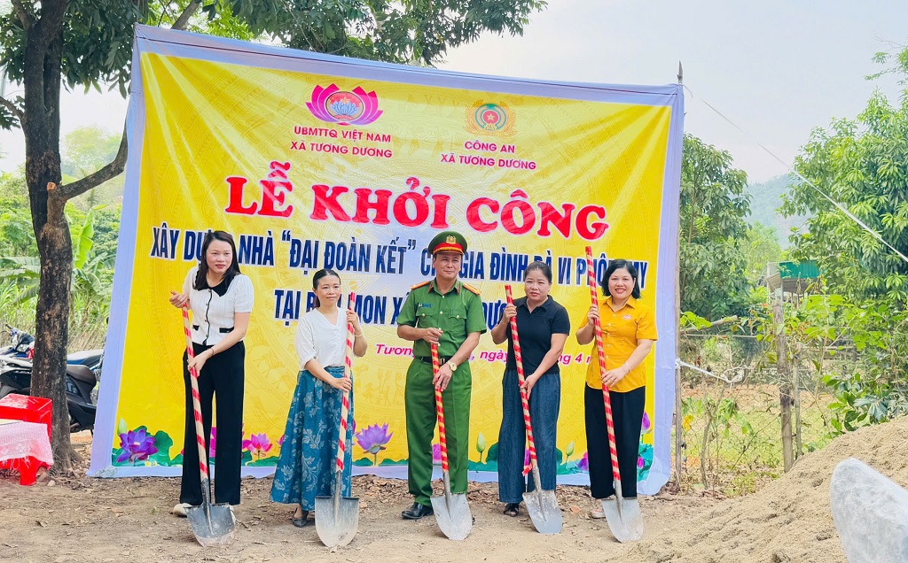 Công an xã Tương Dương: Khởi công xây dựng nhà 