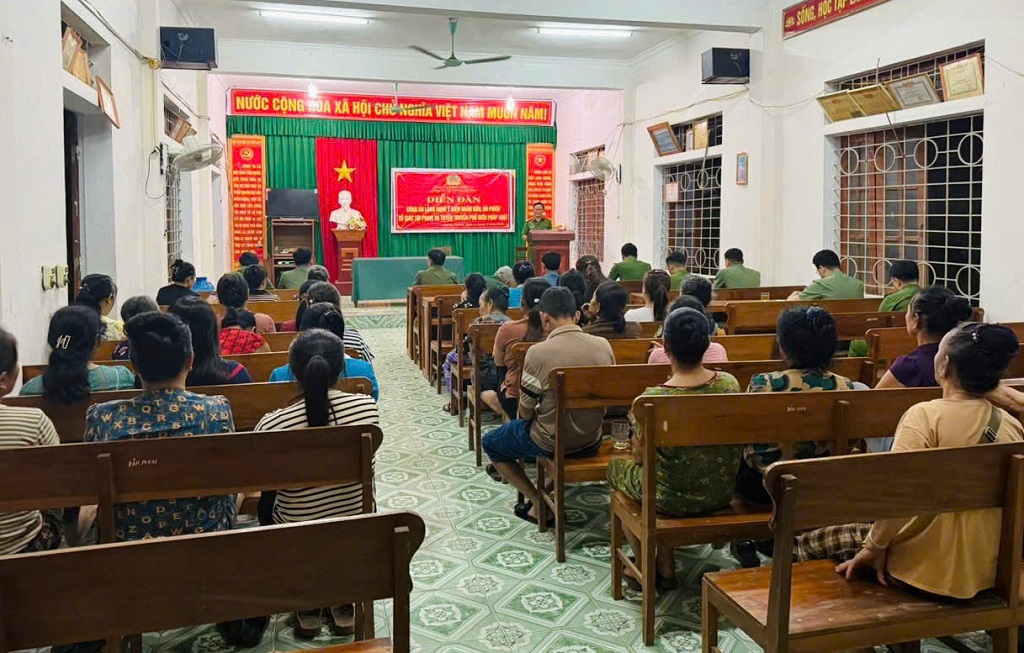 Công an xã Tương Dương tổ chức diễn đàn Công an lắng nghe ý kiến Nhân dân