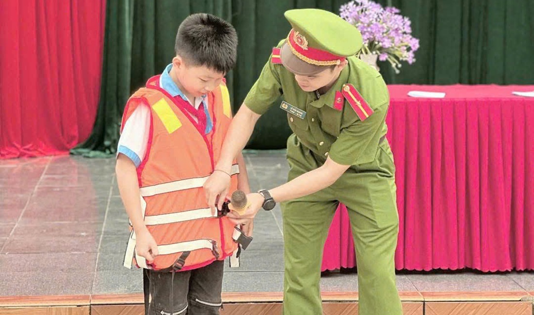 Công an xã Nghĩa Lộc tuyên truyền phòng chống đuối nước và tai nạn thương tích