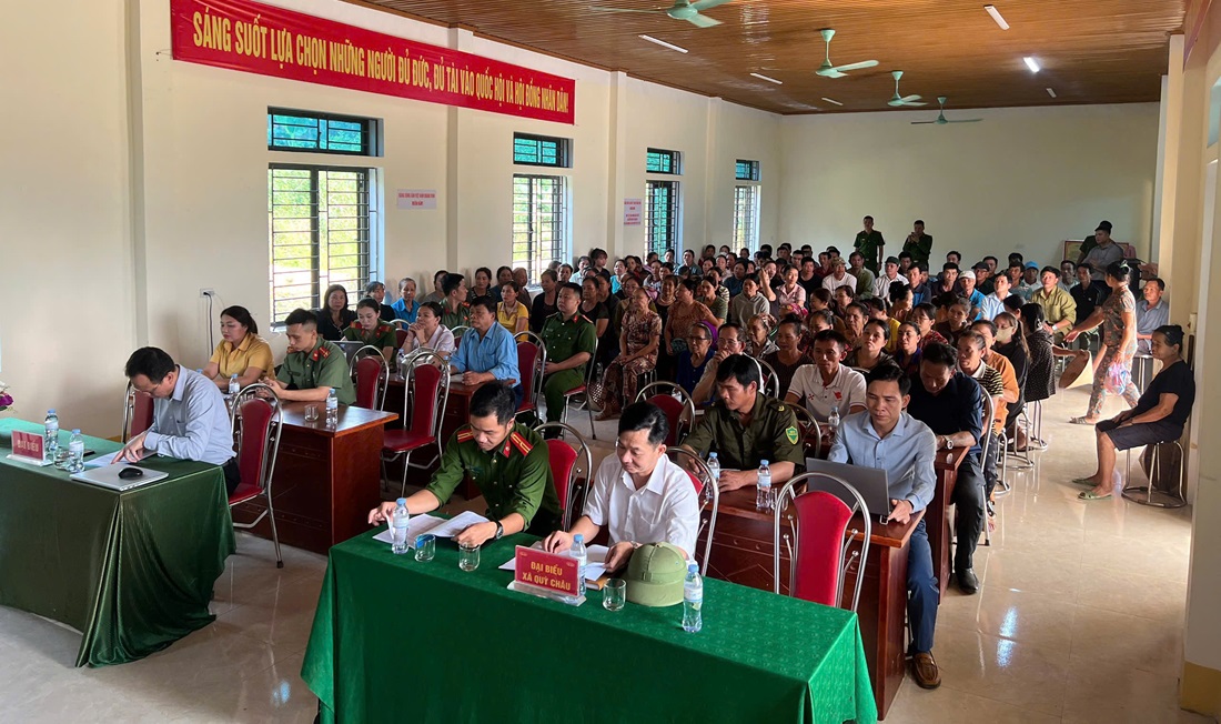 Công an xã Quỳ Châu tổ chức diễn đàn 