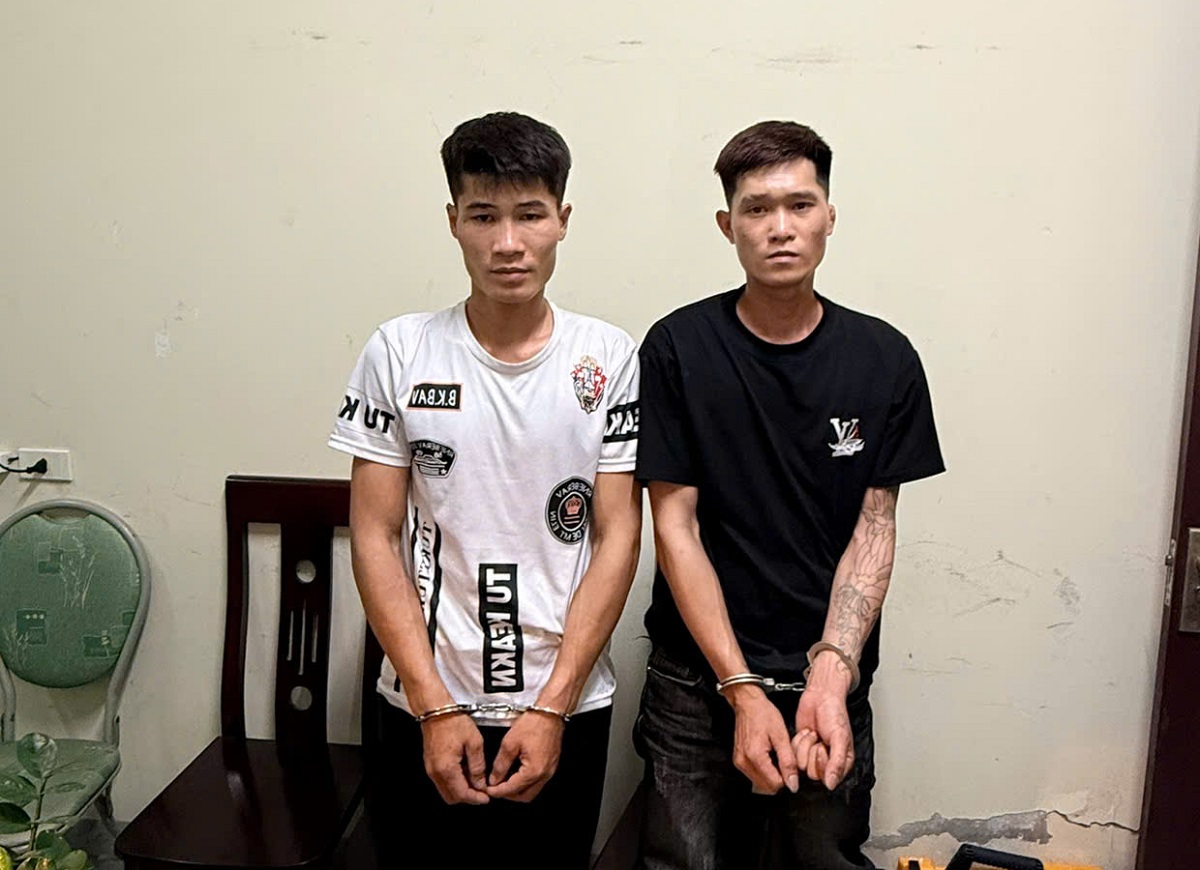 Công an xã Mỹ Lý bắt quả tang 02 đối tượng tàng trữ trái phép chất ma túy