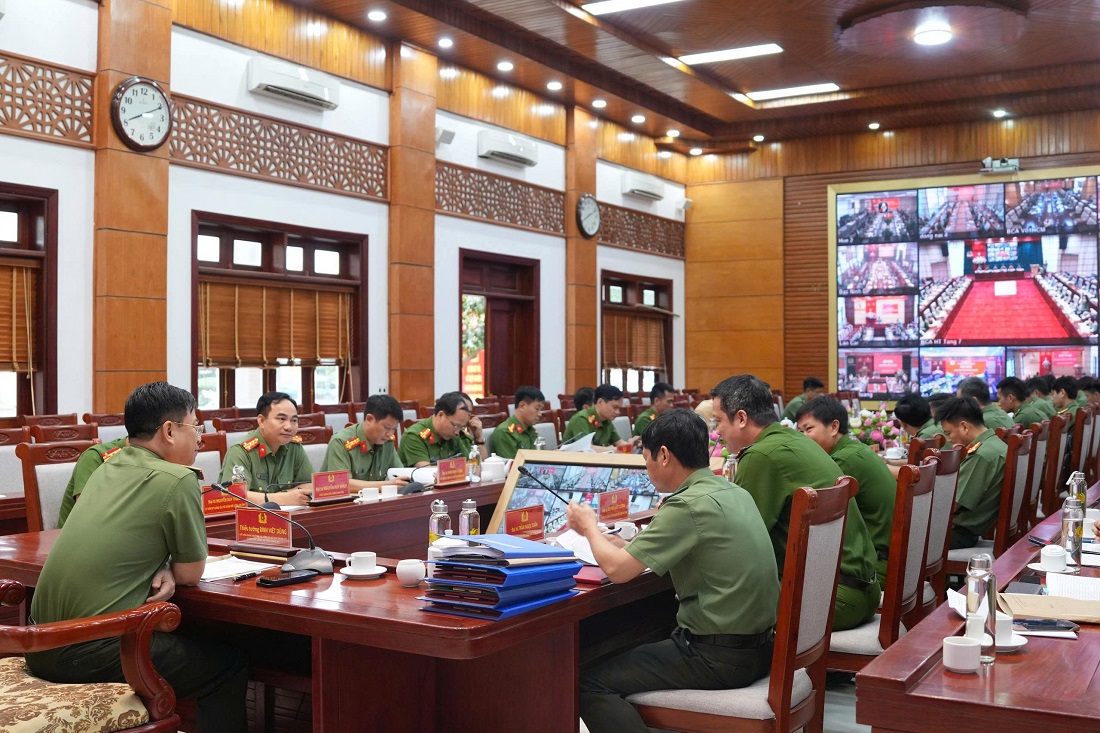 Tại điểm cầu Công an tỉnh Nghệ An