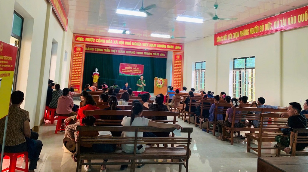 Công an xã Tiên Đồng tổ chức diễn đàn 