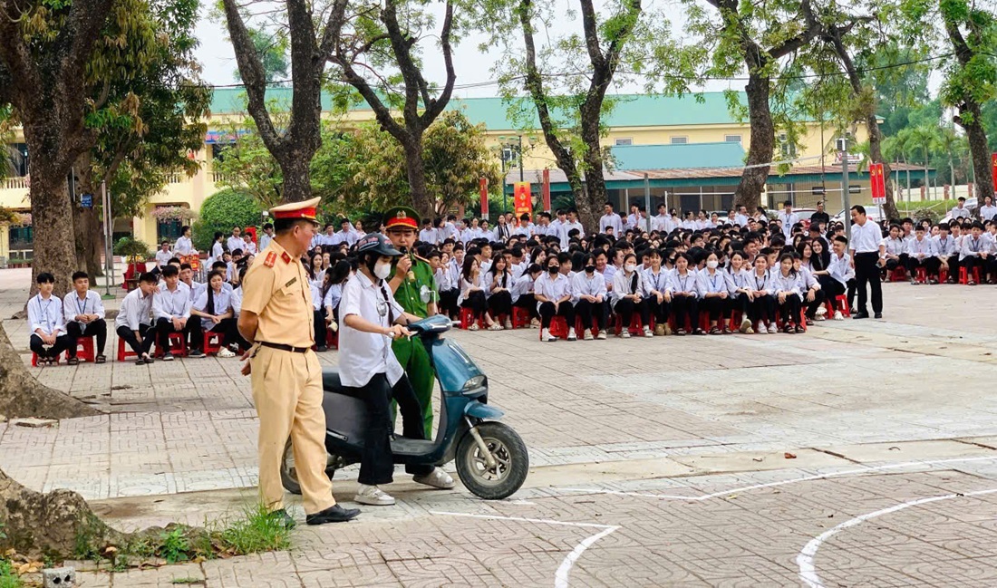Ký kết quy chế phối hợp bảo đảm an ninh trường học