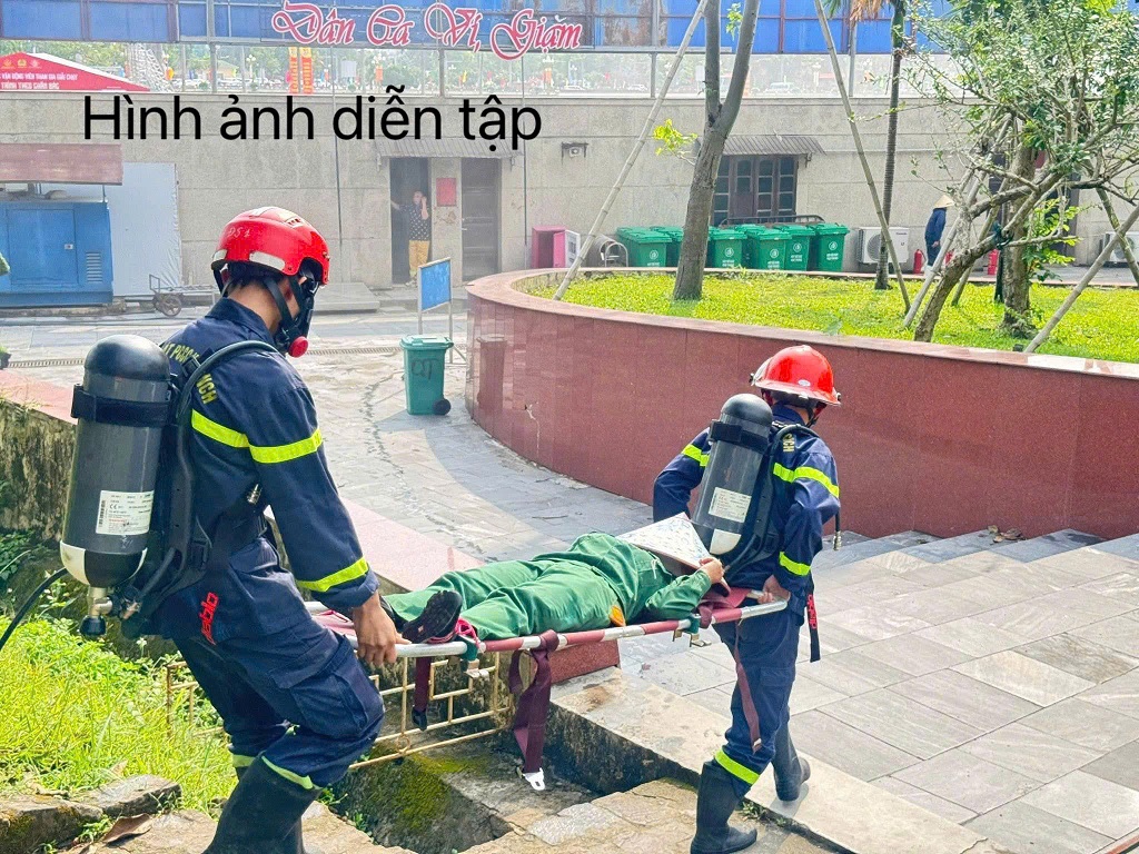 Diễn tập bảo đảm an ninh trật tự tại Quảng trường Hồ Chí Minh
