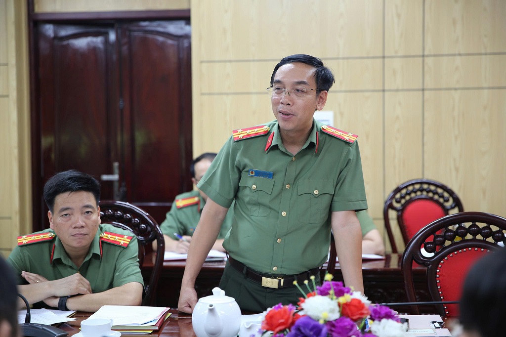 Đại biểu phát biểu ý kiến