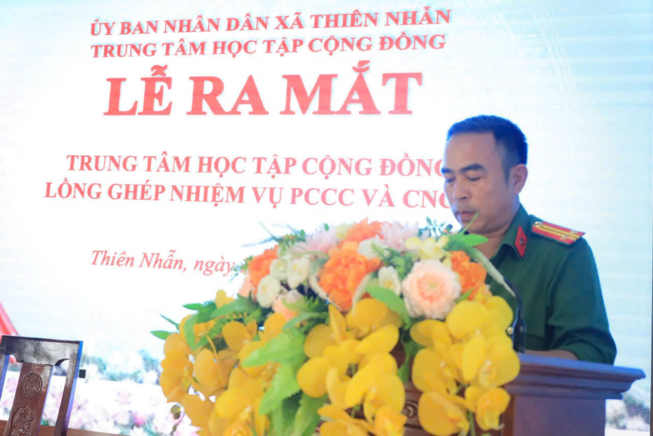 Công an xã Thiên Nhẫn tham mưu tổ chức Lễ ra mắt Trung tâm học tập cộng đồng