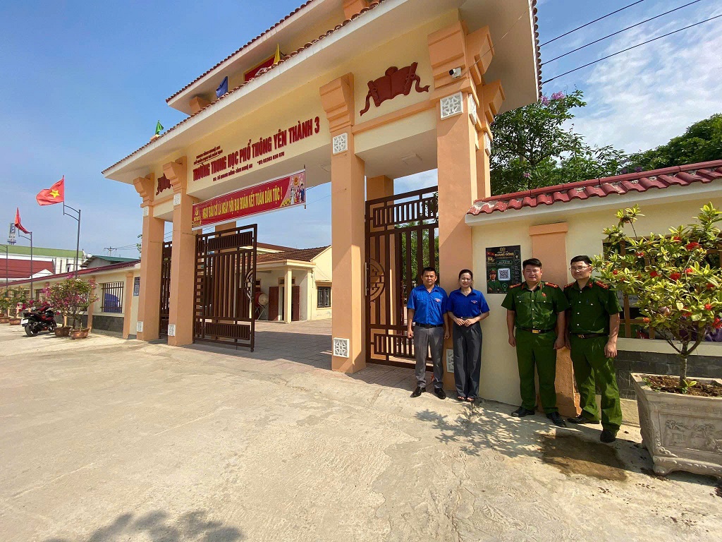 Một số hình ảnh ra mắt mô hình