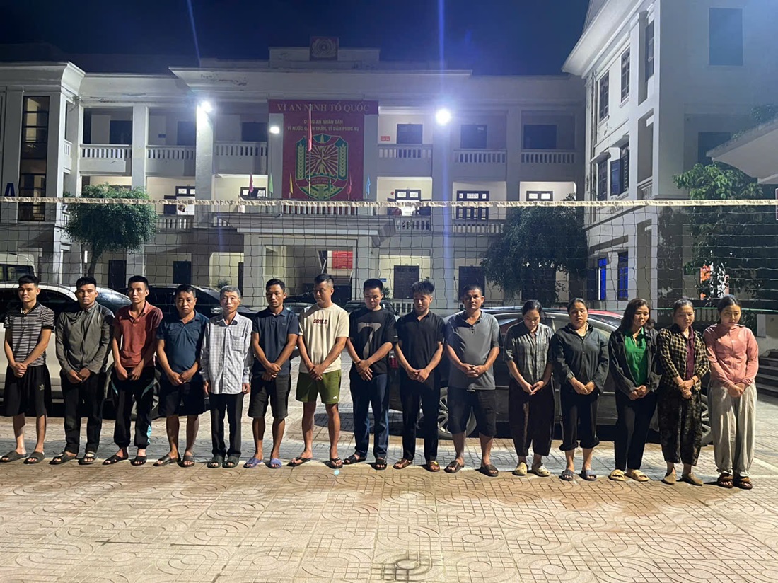 Vây bắt sòng bạc dưới hình thức xóc đĩa trong rừng