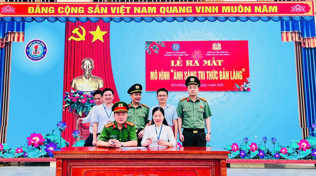 Công an xã Tiên Đồng ra mắt mô hình 