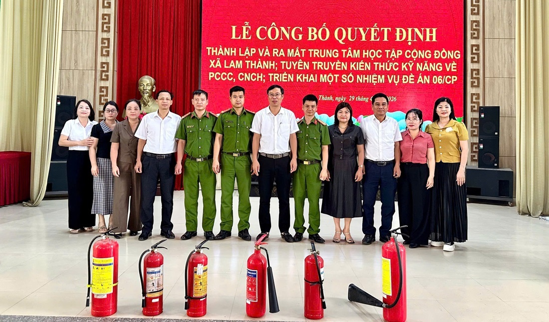 Lễ công bố và ra mắt Trung tâm Học tập cộng đồng xã Lam Thành