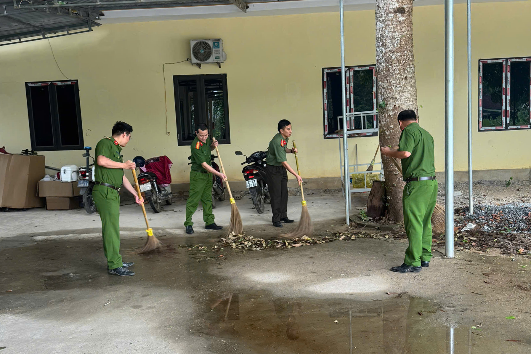 Hưởng ứng phong trào 