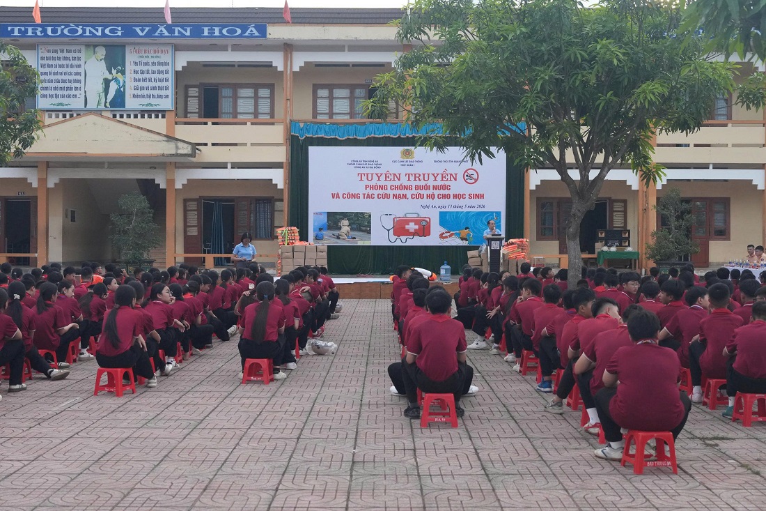 Toàn cảnh buổi tuyên truyền