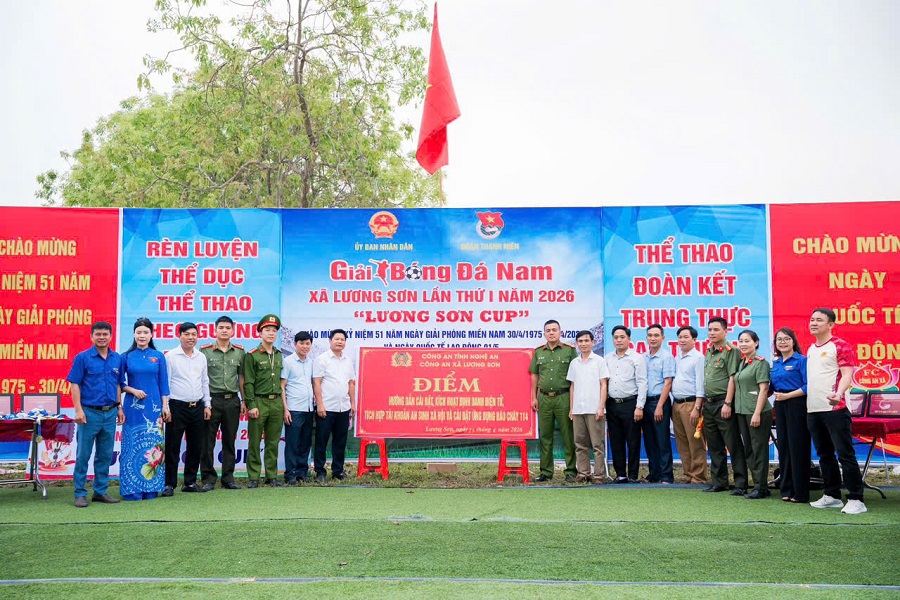 Tổ chức kích hoạt định danh điện tử, an sinh xã hội và ứng dụng báo cháy 114