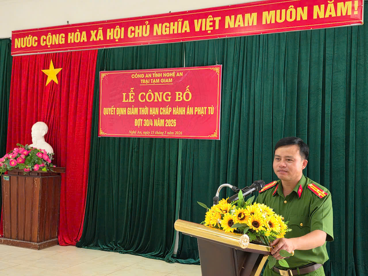 Đại diện Lãnh đạo Trại Tạm giam phát biểu