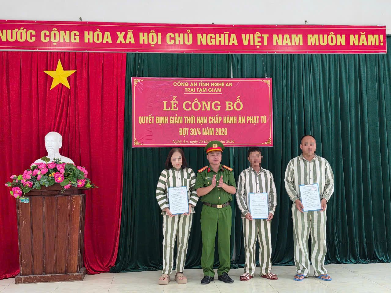 Trao quyết định giảm hết thời hạn chấp hành án phạt tù cho 03 phạm nhân