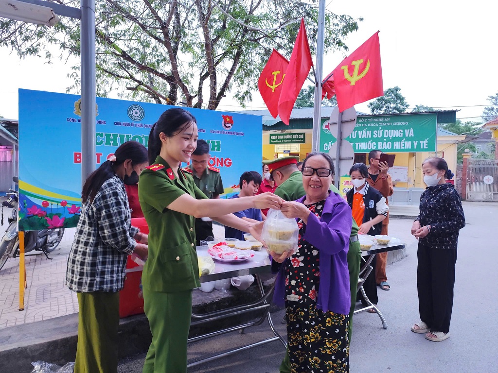 Công an xã Đại Đồng tổ chức chương trình 