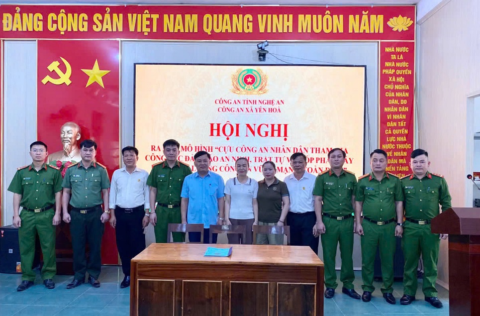 Công an xã Yên Hòa ra mắt mô hình “Cựu Công an nhân dân vì bình yên cuộc sống”