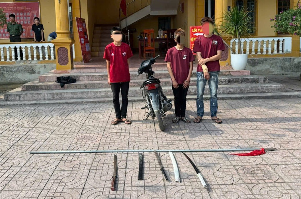 Công an xã Bạch Hà ngăn chặn các nhóm thanh, thiếu niên có dấu hiệu gây rối trật tự công cộng