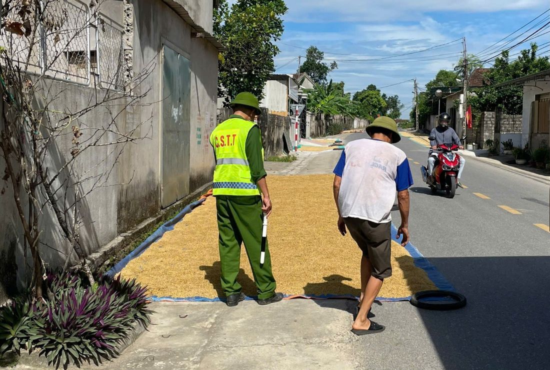 Tăng cường tuyên truyền bảo đảm trật tự ATGT