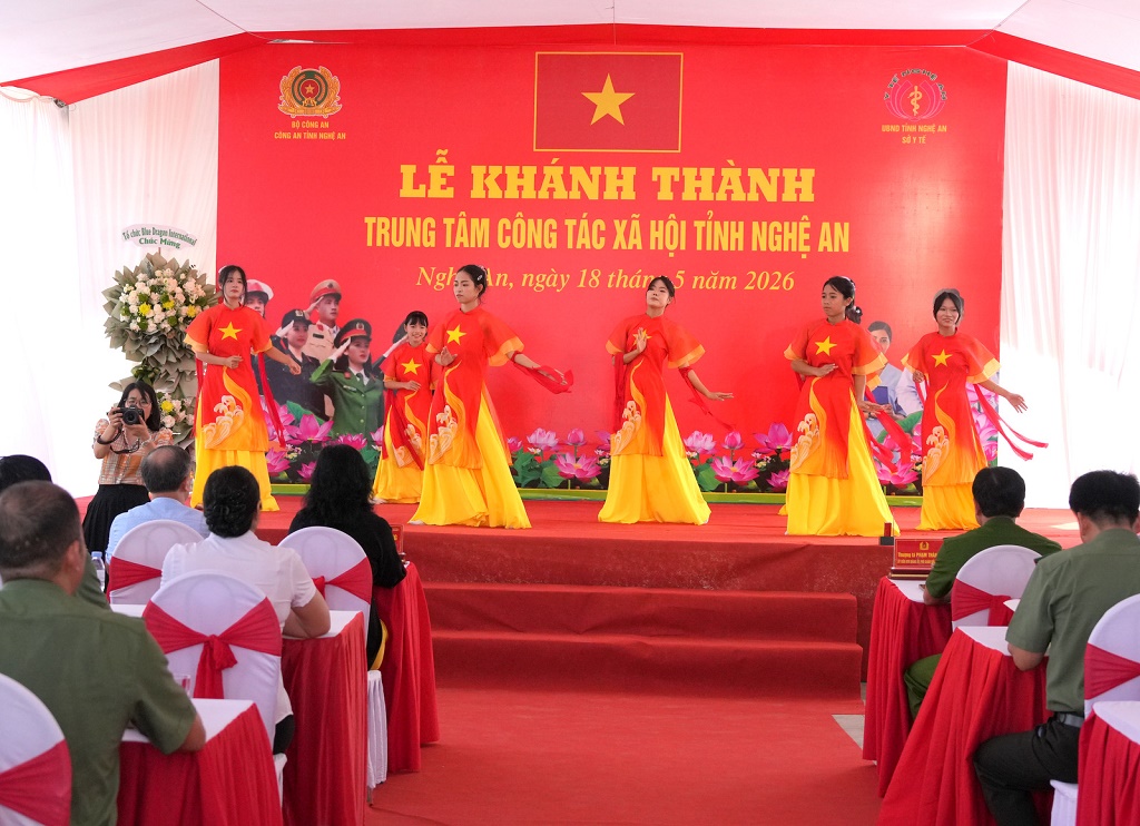 Toàn cảnh buổi lễ