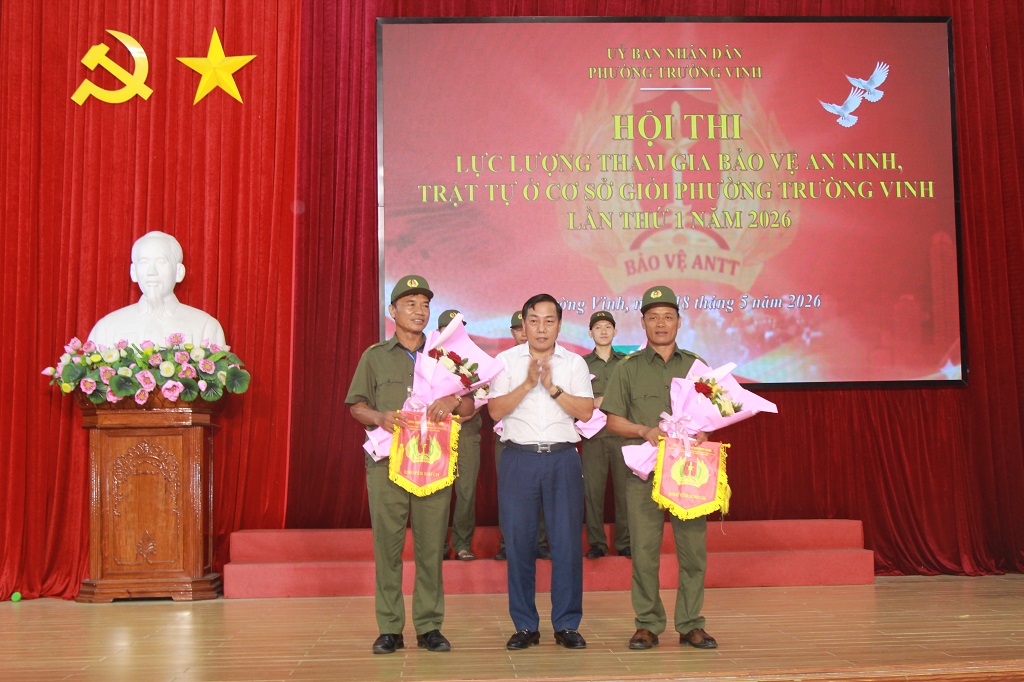 Ban Tổ chức trao giải Nhất cho Đội Bến Thủy; giải Nhì cho Đội Vinh Tân; giải Ba cho Đội Trung Đô; giải Khuyến khích cho Đội Hưng Dũng – Hưng Hòa 
