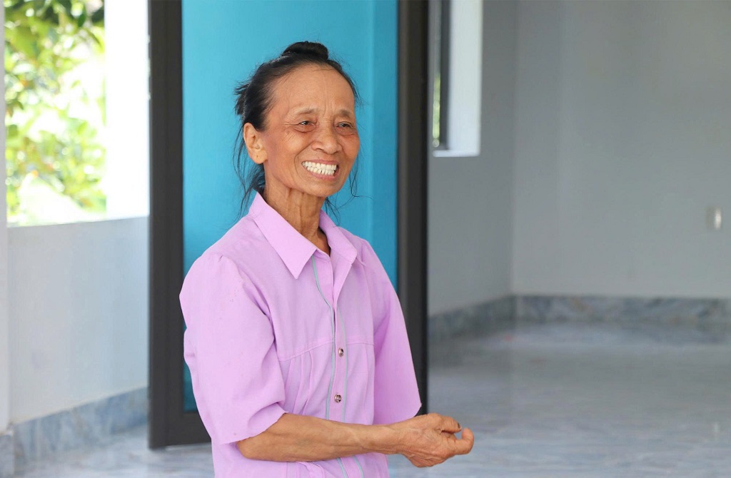 Đại diện các đơn vị hỗ trợ xây nhà phát biểu tại Lễ khánh thành