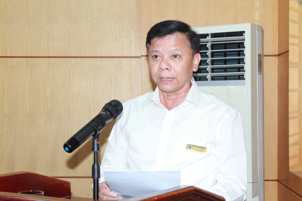 Đại diện Trường ĐH Y khoa Vinh phát biểu tại buổi lễ 