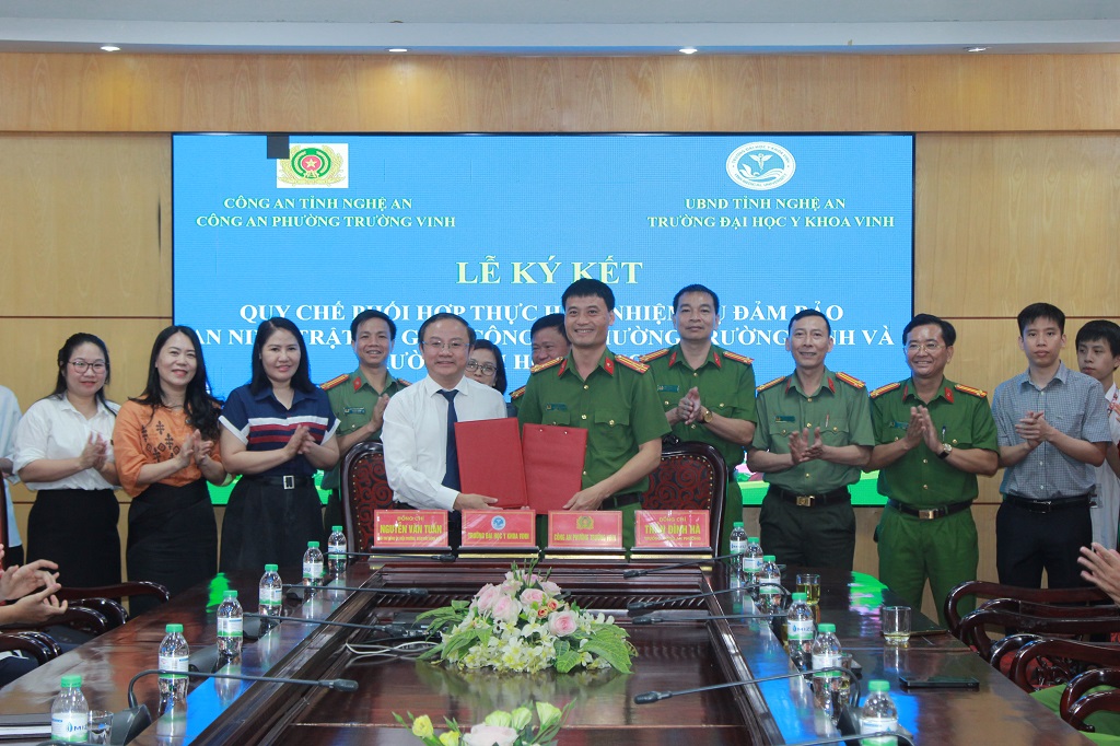 Công an phường Trường Vinh và Trường ĐH Y khoa Vinh ký kết phối hợp về bảo đảm an ninh, trật tự